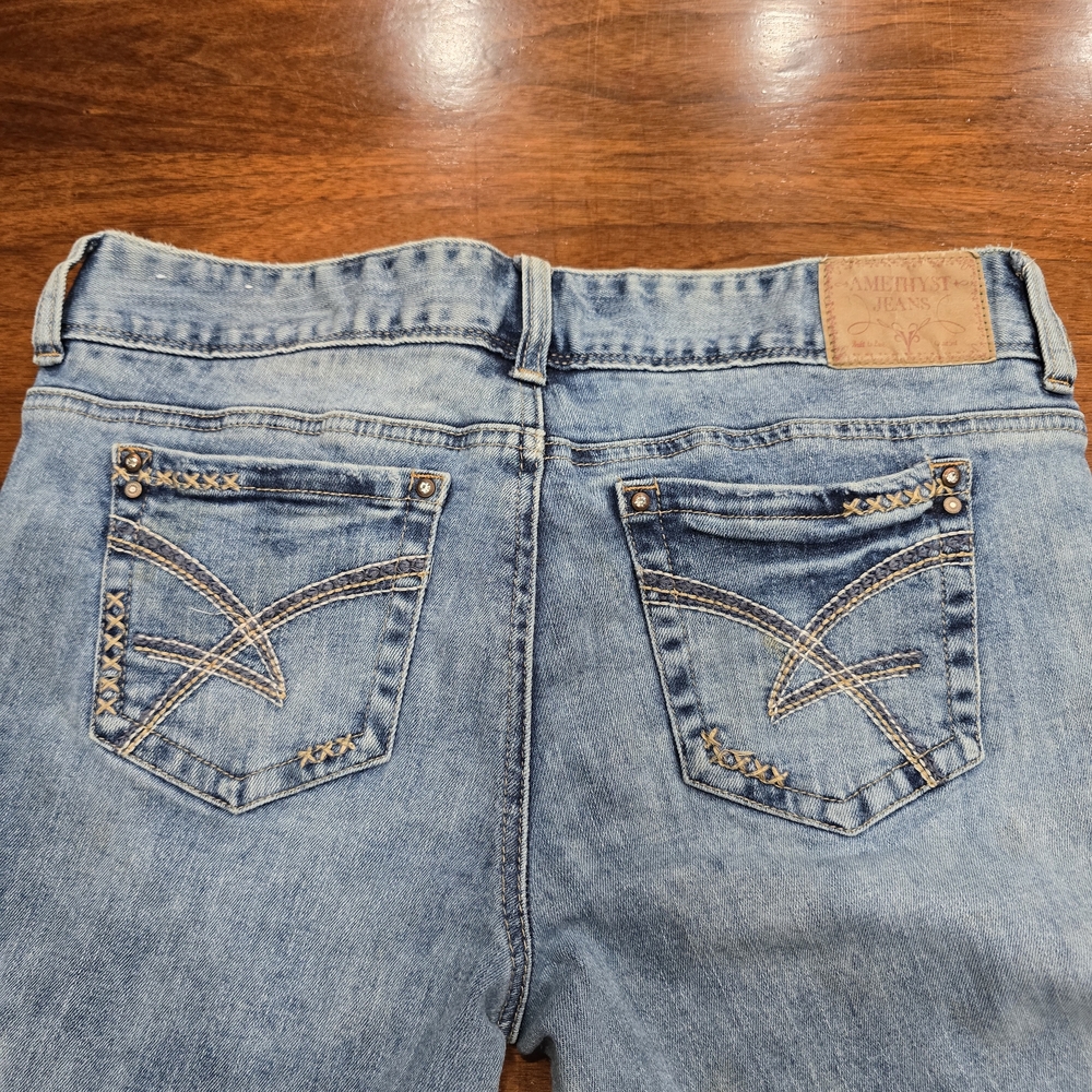 Amethyst Jeans Distressed Light Wash Stretch Straight Denim Blue Jeans 13-short‎ - Picture 7 of 8